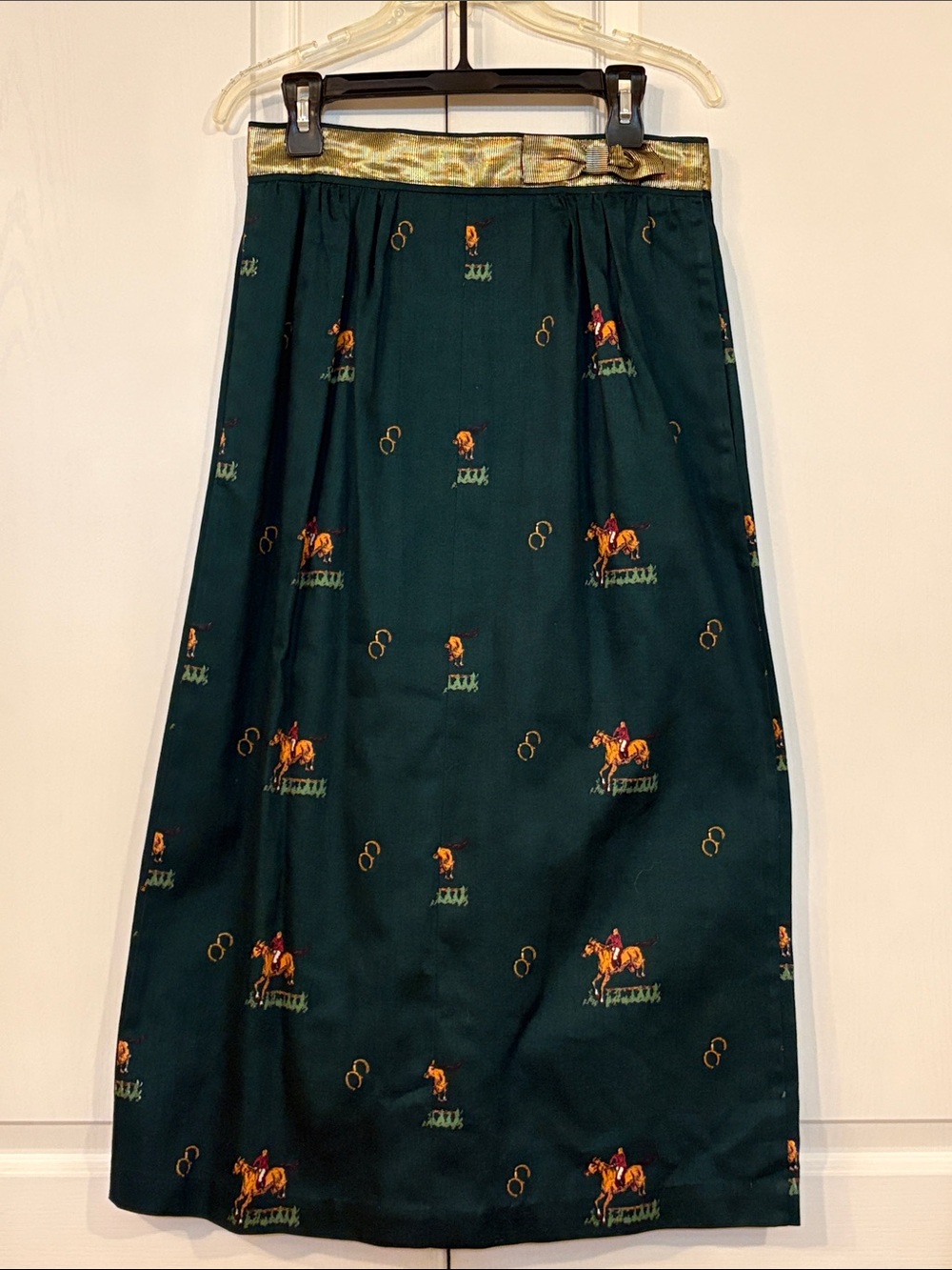 Gold-Waist Dark Green Equestrian Print Midi Skirt